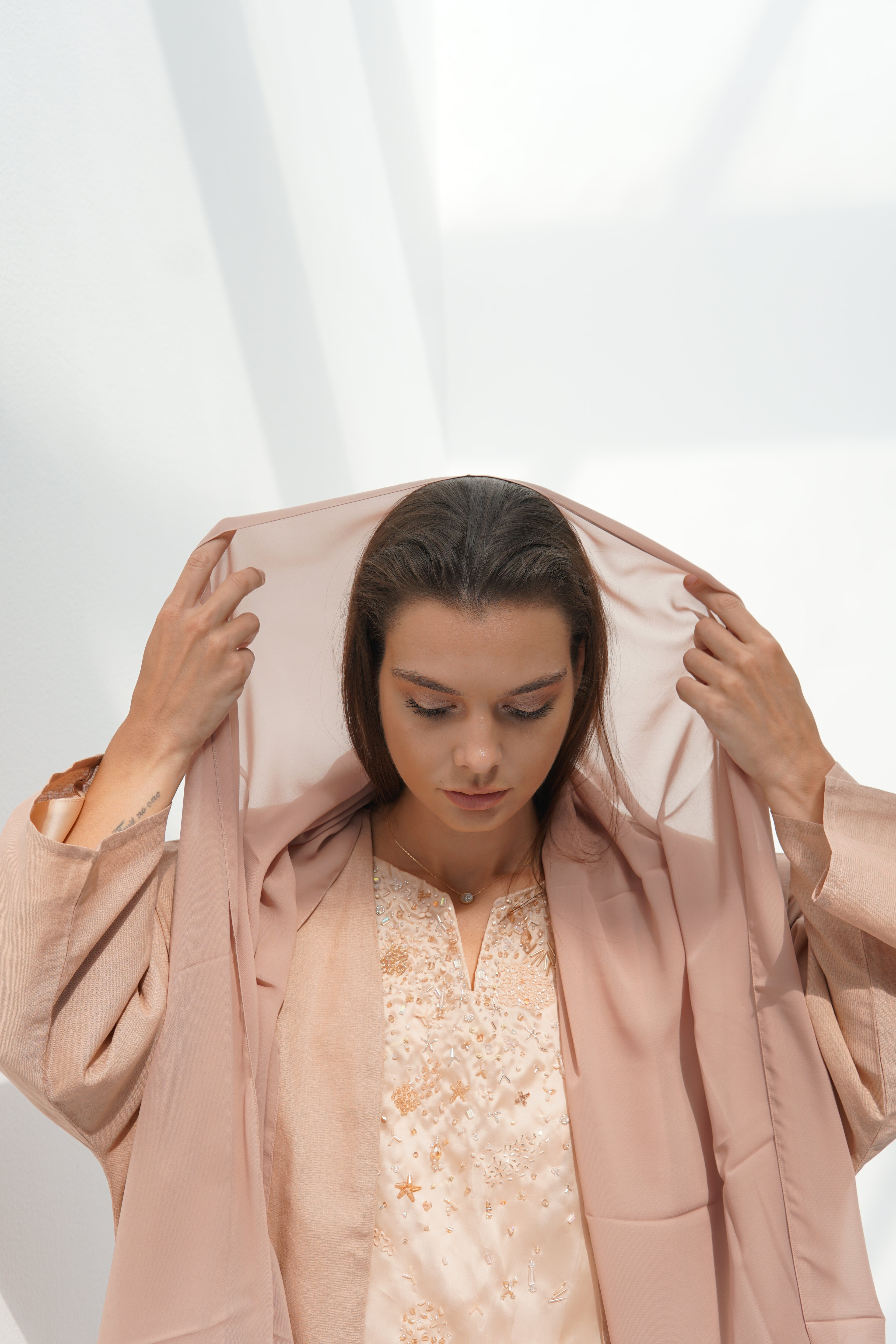 Oversized Nude Abaya