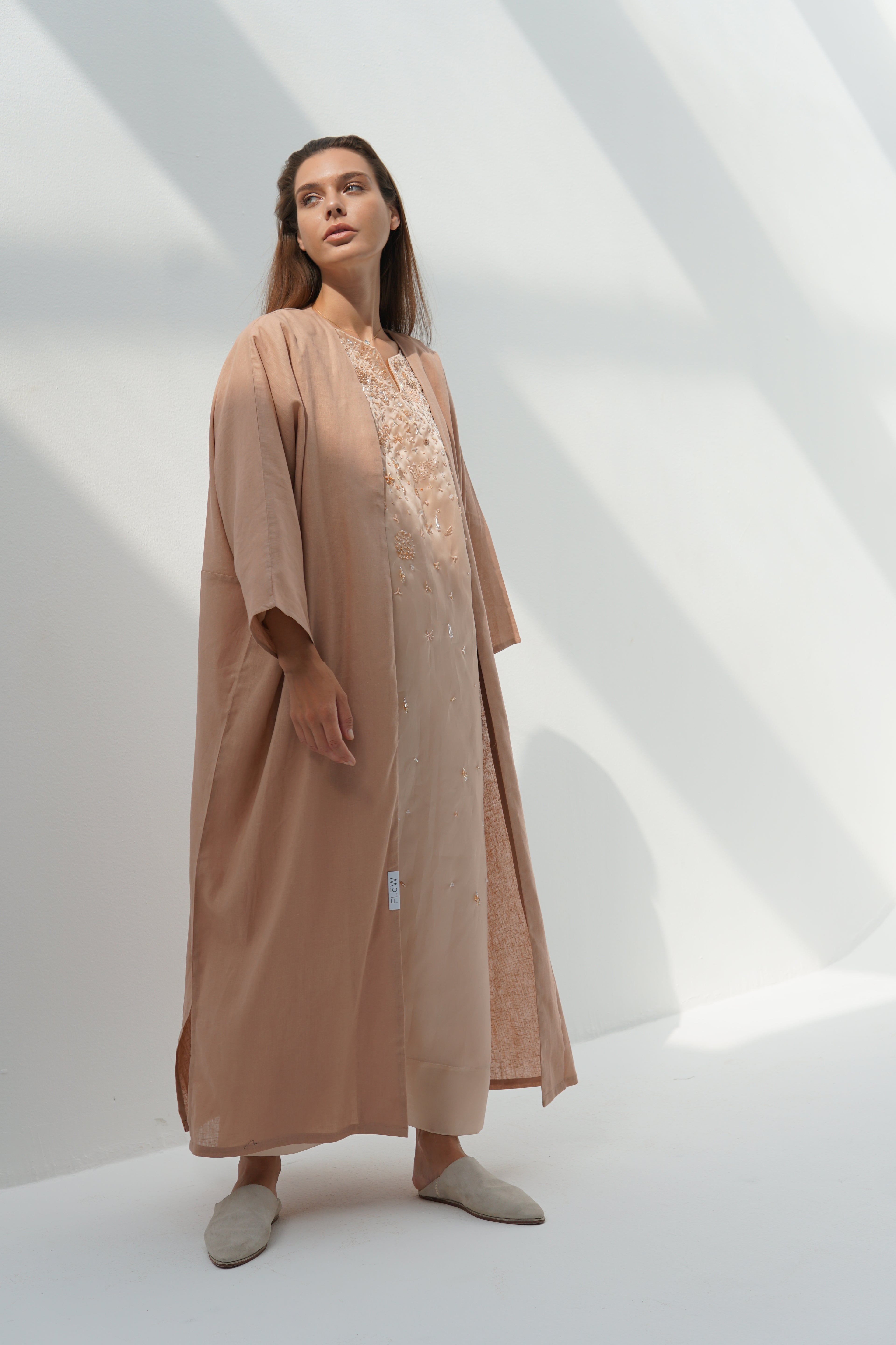 Oversized Nude Abaya