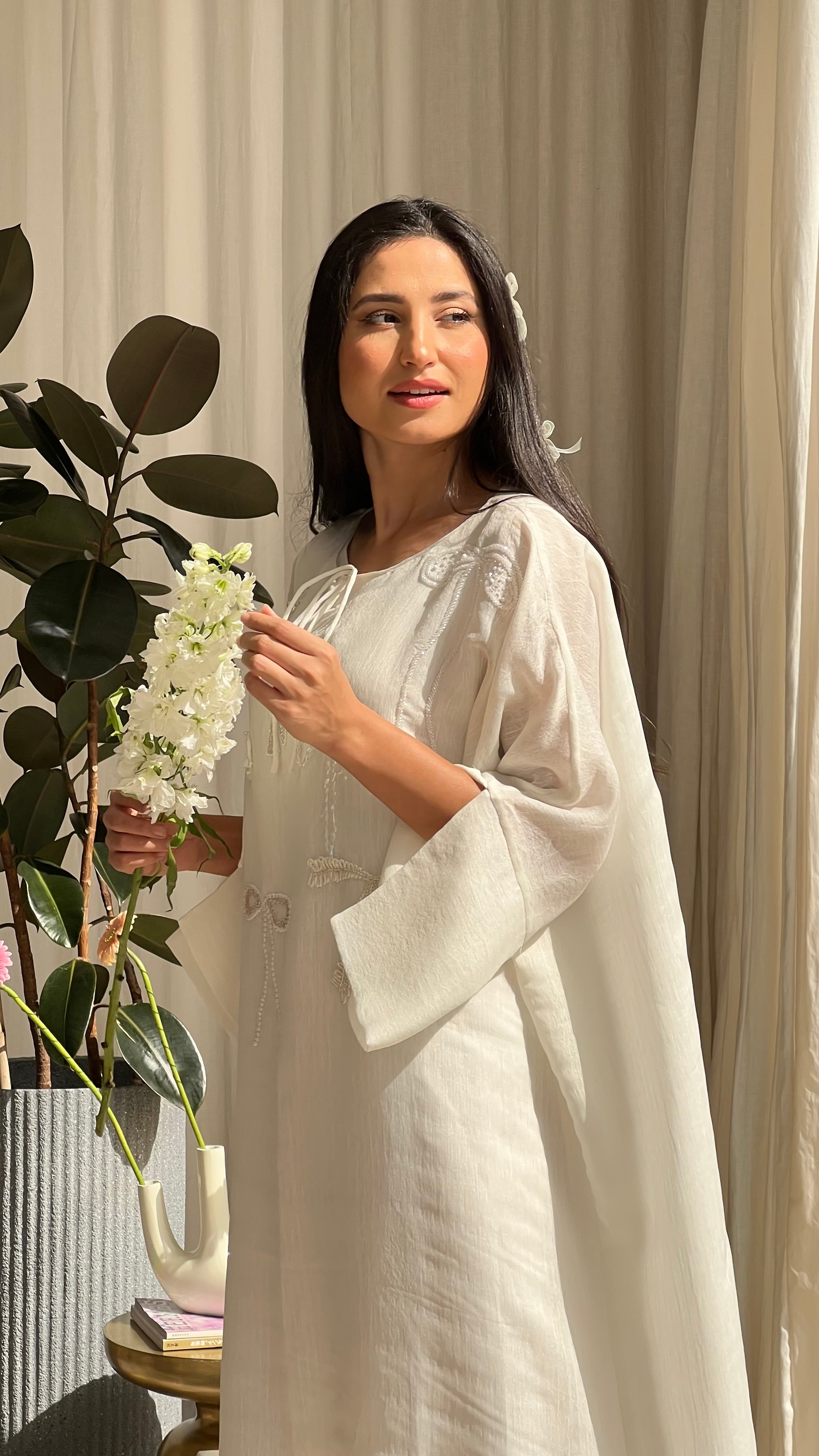 Bow Embroidery Kaftan