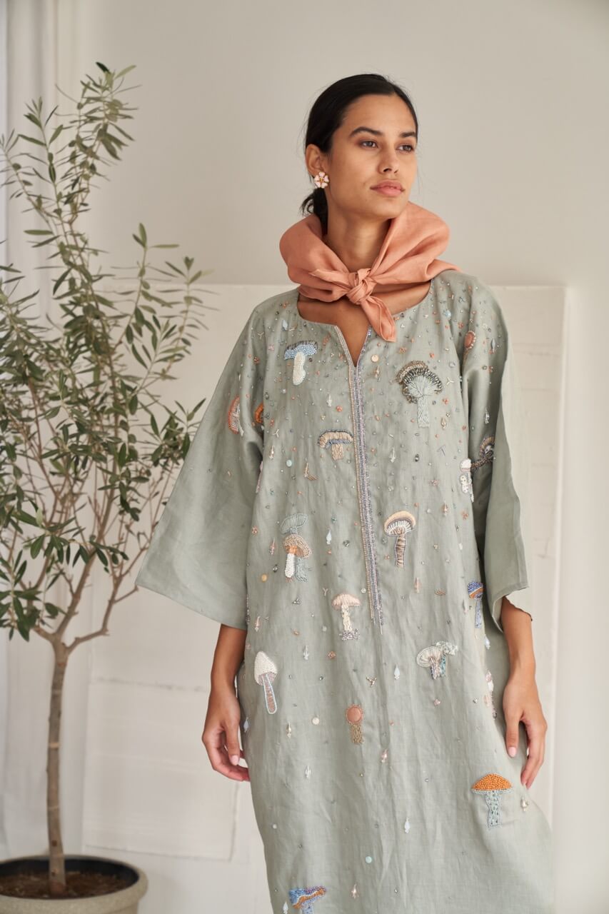 Mushroom Scattered Kaftan
