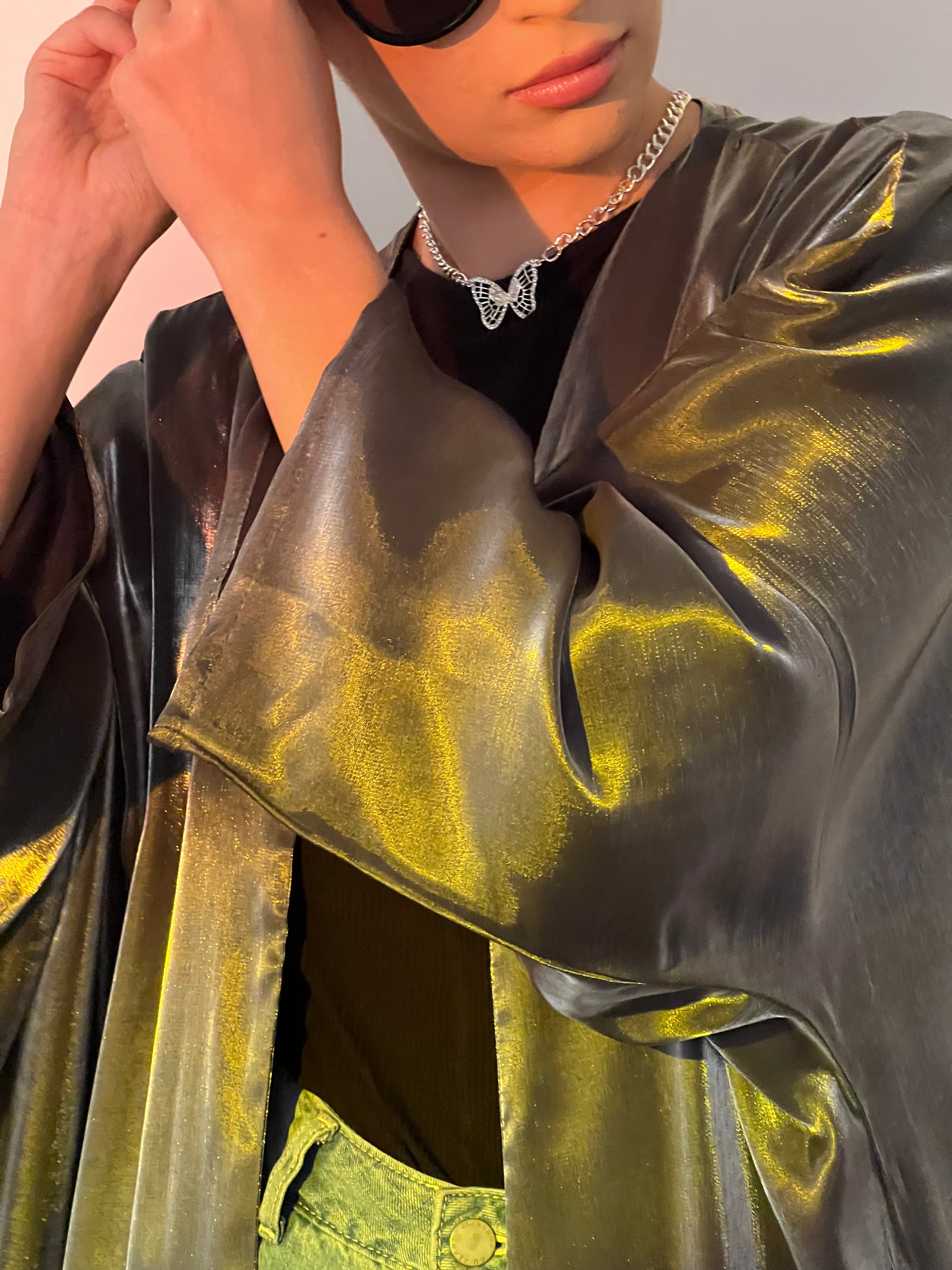 Glow Abaya - Smoke