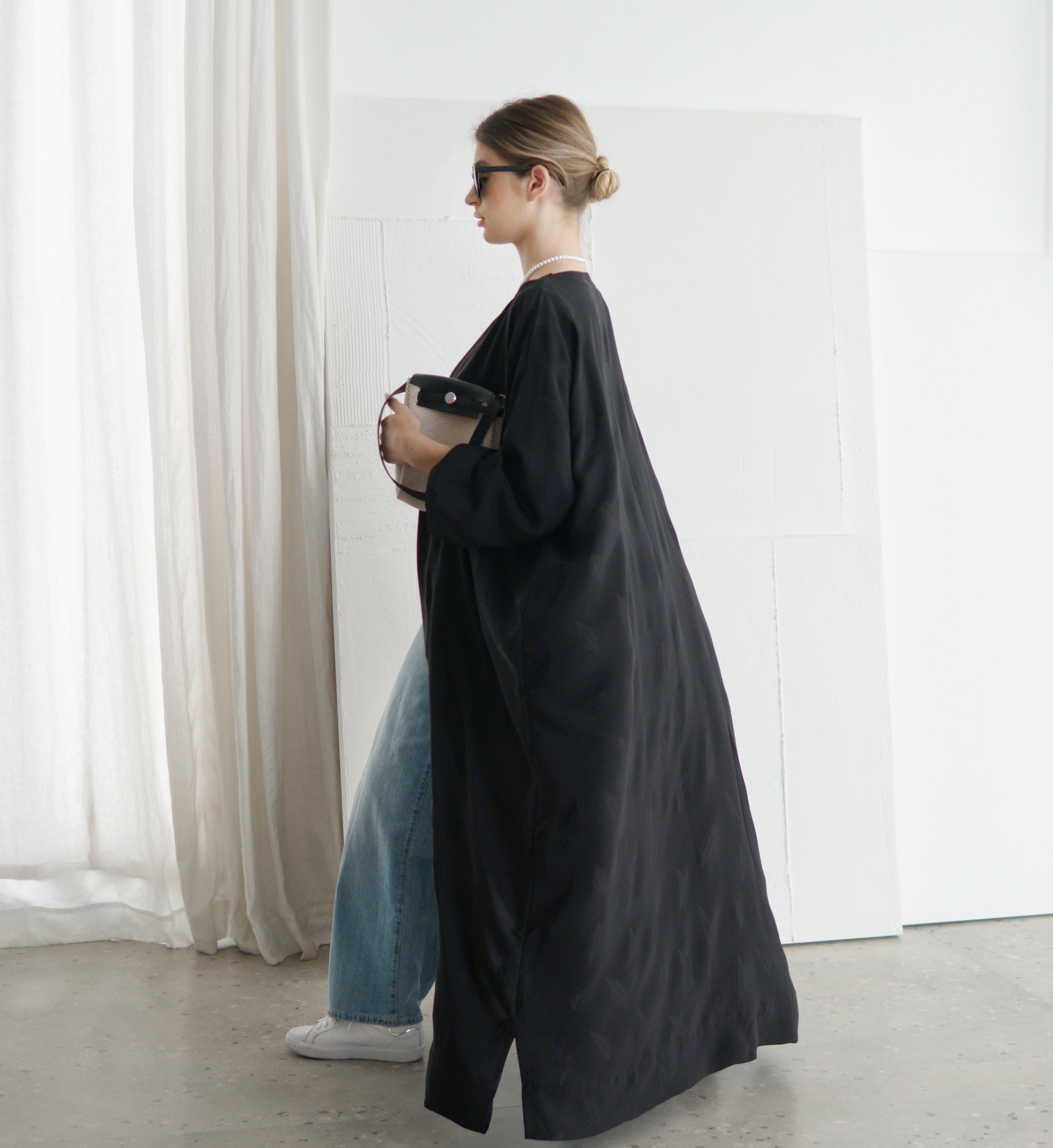 UFO Abaya - Black