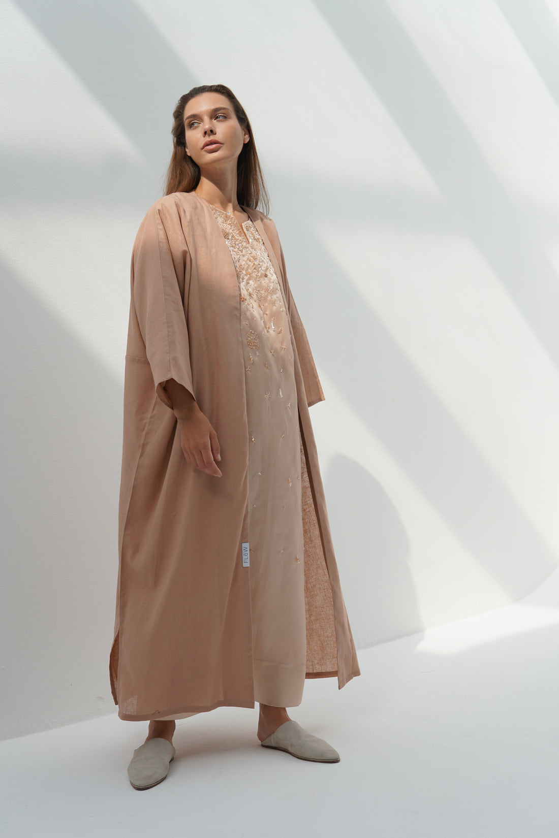 OVERSIZED NUDE ABAYA