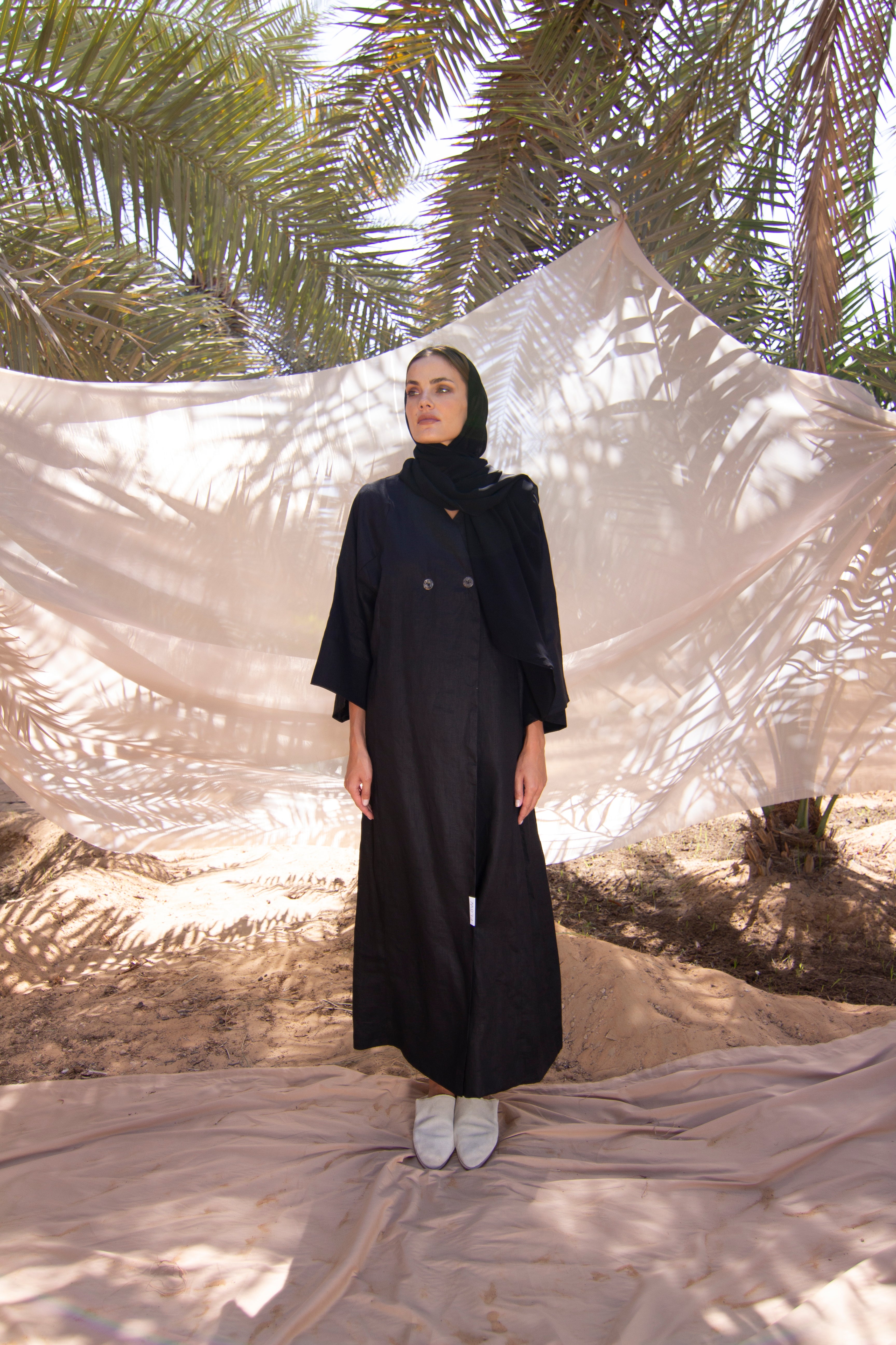 BLACK ABAYA