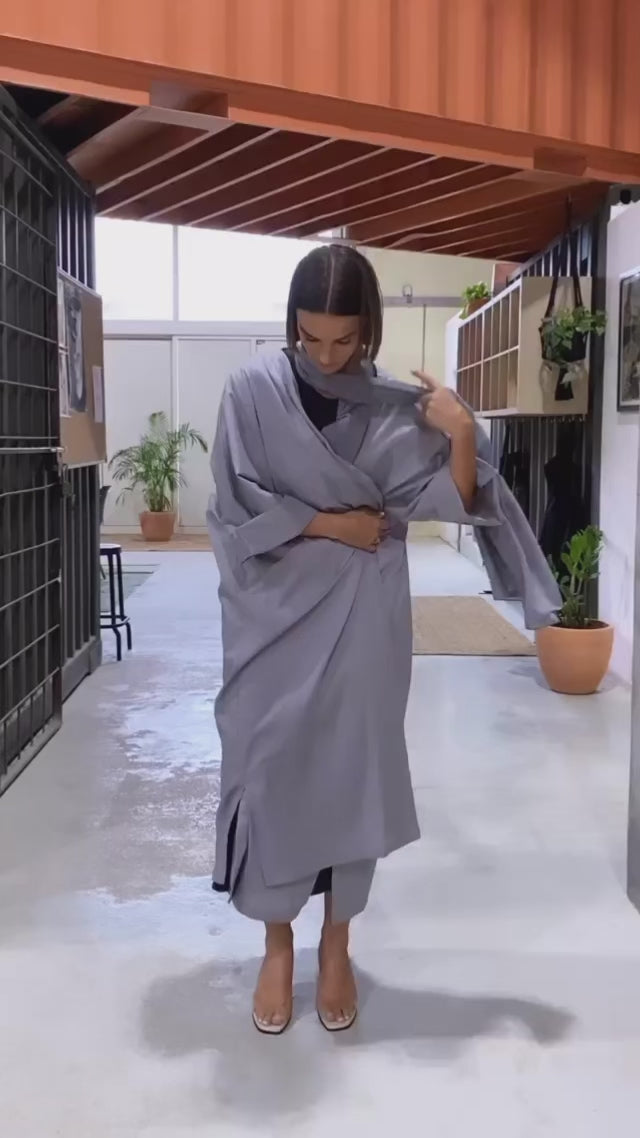 GREY OVERSIZED ABAYA